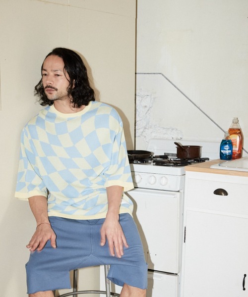 ADAM PATEK(アダムパテック)の「ADAMPATEK / skewed check pattern short sleeve knit/ルーズシルエット半袖ニットTシャツ”歪みチェッカー”(ニット/セーター・メンズ・イエロー/ブラック・1/2/3)」の3枚目の写真