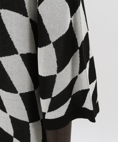 ADAM PATEK(アダムパテック)の「ADAMPATEK / skewed check pattern short sleeve knit/ルーズシルエット半袖ニットTシャツ”歪みチェッカー”(ニット/セーター・メンズ・イエロー/ブラック・1/2/3)」の13枚目の写真