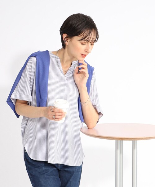 SHOO・LA・RUE（シューラルー）の「◆【UVカット/抗菌防臭/吸水速乾/親子リンク可能】大人のためのフレンチリネンブレンド ドルマンスキッパー（シャツ/ブラウス・レディース・イエロー/グリーン/ブラック/パープル系/ブルー系7/グリーン系その他4/ホワイト/ピンク系/ブラック系1/ネイビー系2/ライトブルー/ピンク系7/ピンク系その他2/ブルー系2・00）」の9枚目の写真