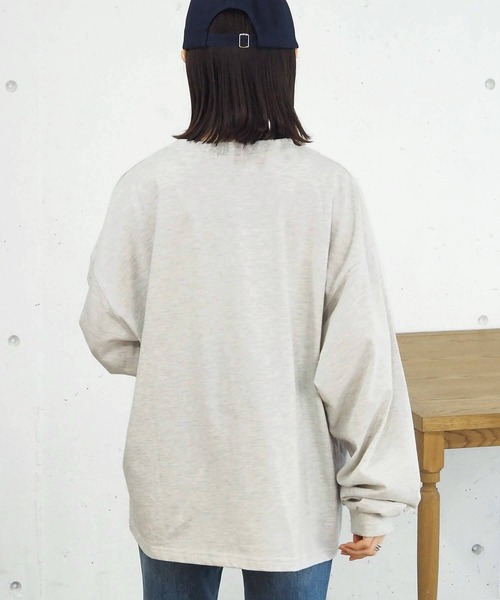tiptop(ティップトップ)の「カレッジ刺繍BIGロンT(Tシャツ/カットソー・レディース・ネイビー/グレー/オフホワイト/ホワイト系その他/エンジ・FREE)」の15枚目の写真