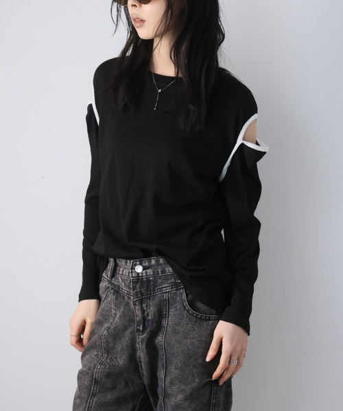 Girly Doll(ガーリードール)の「カットショルダーロングTシャツ(Tシャツ/カットソー・レディース・ホワイト/ブラック・F)」の12枚目の写真