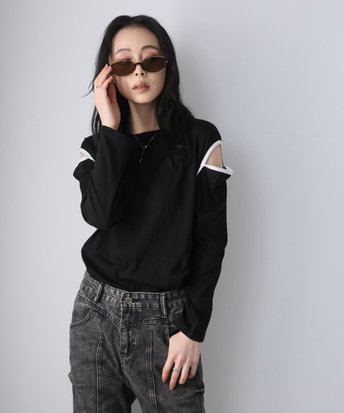 Girly Doll(ガーリードール)の「カットショルダーロングTシャツ(Tシャツ/カットソー・レディース・ホワイト/ブラック・F)」の16枚目の写真