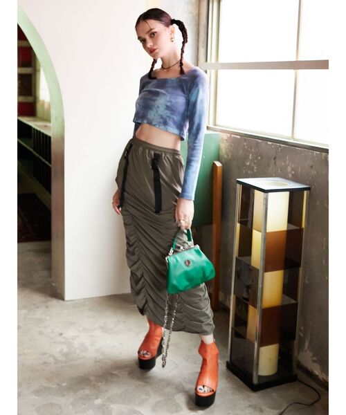 EVRIS(エヴリス)の「タイダイクロップドTシャツ(Tシャツ/カットソー・レディース・ブラック/ブルー・FREE)」の14枚目の写真