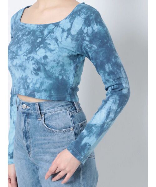 EVRIS(エヴリス)の「タイダイクロップドTシャツ(Tシャツ/カットソー・レディース・ブラック/ブルー・FREE)」の8枚目の写真