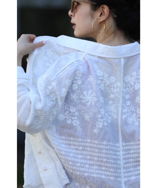 cawaii（カワイイ）の「どこから見ても刺繍にうっとり ガーゼシアーシャツ（シャツ/ブラウス・レディース・ホワイト・FREE）」の12枚目の写真