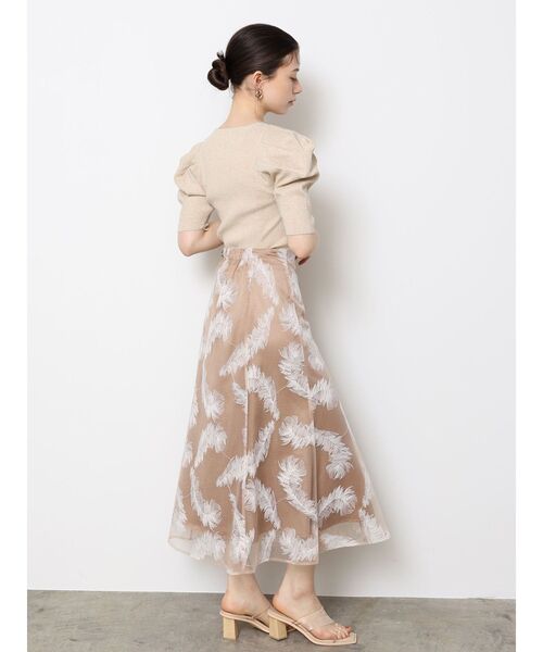 LAGUNAMOON(ラグナムーン)の「タックスリーブラメニットプルオーバー(ニット/セーター・レディース・モカ/ライトグリーン/アイボリー/ベージュ・FREE)」の9枚目の写真