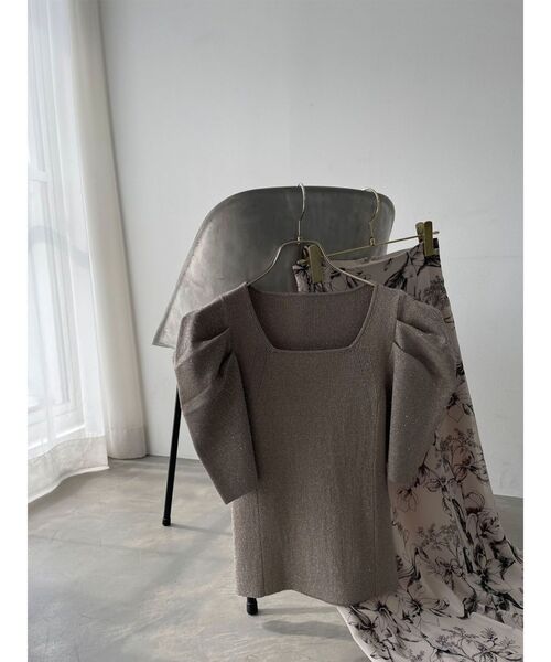 LAGUNAMOON(ラグナムーン)の「タックスリーブラメニットプルオーバー(ニット/セーター・レディース・モカ/ライトグリーン/アイボリー/ベージュ・FREE)」の11枚目の写真