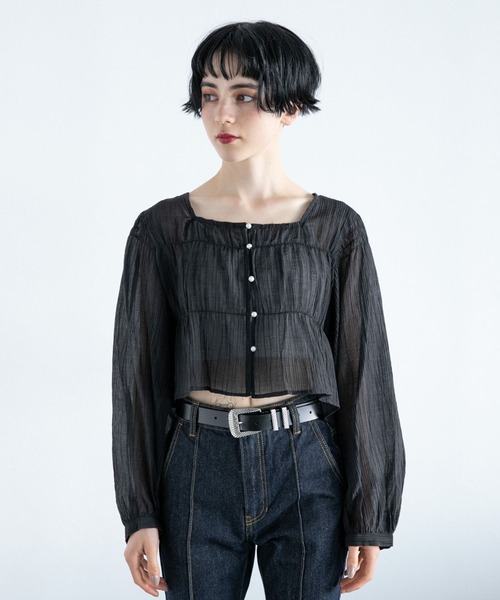 PAGEBOY(ページボーイ)の「シャーリングミニ2WAYブラウス(シャツ/ブラウス・レディース・ブラック/オフホワイト/ブルー/クリーム・FREE)」の11枚目の写真