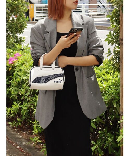 EVRIS（エヴリス）の「【PUMA】レトロ ミニグリップ バッグ（ハンドバッグ・レディース・ホワイト・FREE）」の4枚目の写真