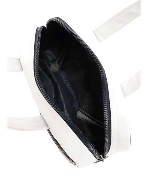 EVRIS（エヴリス）の「【PUMA】レトロ ミニグリップ バッグ（ハンドバッグ・レディース・ホワイト・FREE）」の8枚目の写真