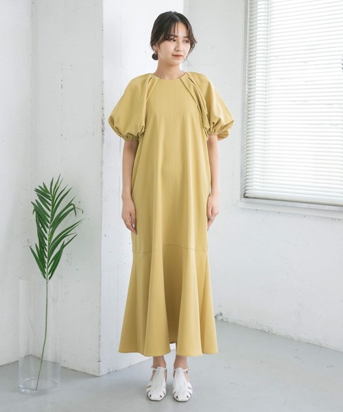 KBF（ケイビーエフ）の「タックバルーンスリーブワンピース（ワンピース・レディース・ブラック/アイボリー/イエロー系その他・ONE）」の9枚目の写真