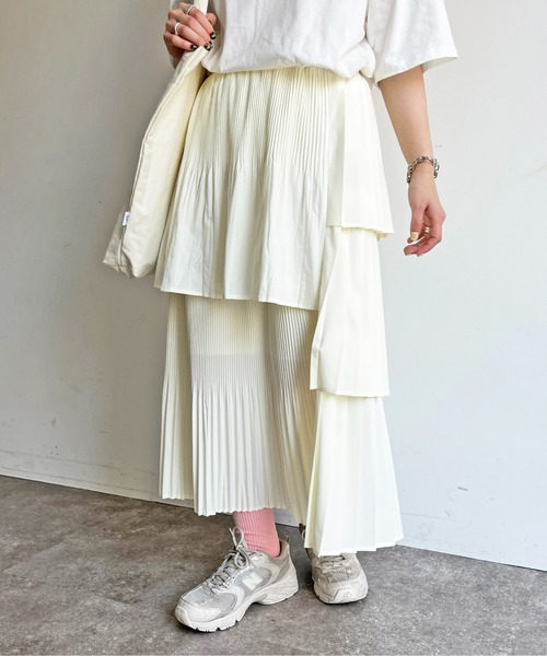 CPCM(シーピーシーエム)の「段々プリーツ360°スカート(スカート・レディース・ブラック/オフホワイト/オレンジ/ベージュ・FREE)」の2枚目の写真
