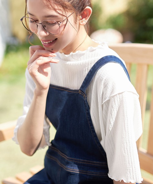 Viola e Viola(ヴィオラエヴィオラ)の「ふくれジャカードシアープルオーバー(Tシャツ/カットソー・レディース・ホワイト/ブラック/ブラウン・L/M/LL/3L)」の1枚目の写真