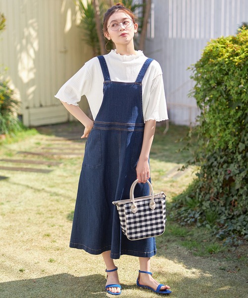 Viola e Viola(ヴィオラエヴィオラ)の「ふくれジャカードシアープルオーバー(Tシャツ/カットソー・レディース・ホワイト/ブラック/ブラウン・L/M/LL/3L)」の4枚目の写真