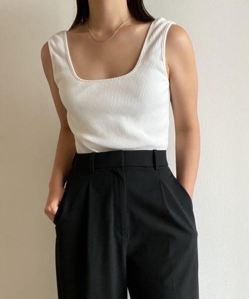 AMAIL(アマイル)の「Square pat cloth(タンクトップ・レディース・ホワイト/ブラック/ブルー/レッド・FREE)」の1枚目の写真
