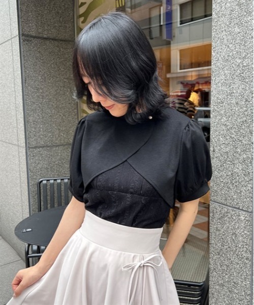 axes femme POETIQUE(アクシーズファムポエティック)の「カットボレロ付ノースリプルオーバー(Tシャツ/カットソー・レディース・グリーン/ブラック/キナリ・MEDIUM)」の1枚目の写真