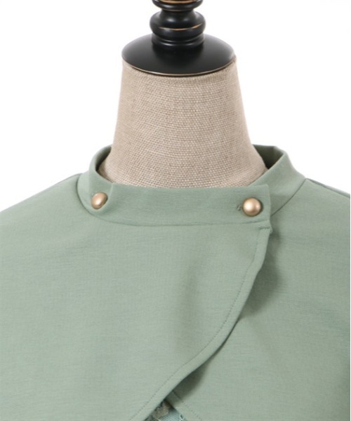 axes femme POETIQUE(アクシーズファムポエティック)の「カットボレロ付ノースリプルオーバー(Tシャツ/カットソー・レディース・グリーン/ブラック/キナリ・MEDIUM)」の22枚目の写真