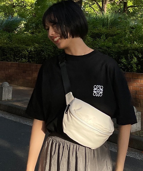 SEN TOKYO(セントーキョー)の「シーズンレスで持てる。ナイロンボディバッグ(ボディバッグ/ウエストポーチ・レディース・グリーン/アイボリー/ブラック・FREE)」の15枚目の写真