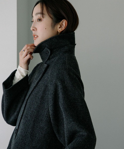 URBAN RESEARCH（アーバンリサーチ）の「ステンカラーロングコート（ステンカラーコート・レディース・ブラック/モカ・38/36）」の20枚目の写真