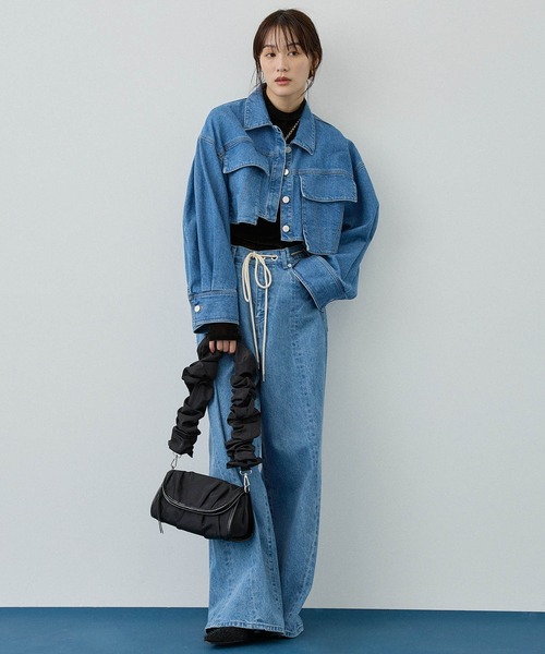 PUBLIC TOKYO（パブリックトウキョウ）の「オーバーポケットクロップドデニムブルゾン（デニムジャケット・レディース・ブラック/ブルー・FREE）」の12枚目の写真