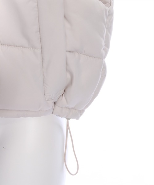 clear（クリア）の「中綿ショートベストジャケット（ベスト・レディース・ブラック/アイボリー・F）」の10枚目の写真