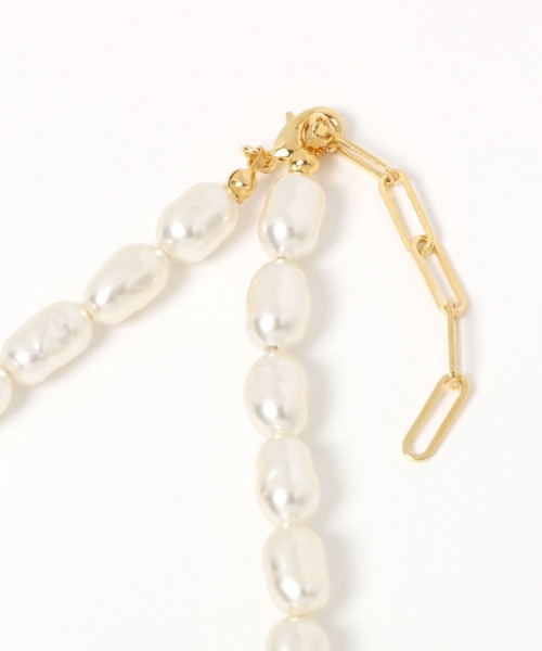 LEPSIM（レプシィム）の「【jours heureux】ガラスバロックパールネックレス　979693（ネックレス・レディース・ベージュ・ONE SIZE）」の4枚目の写真