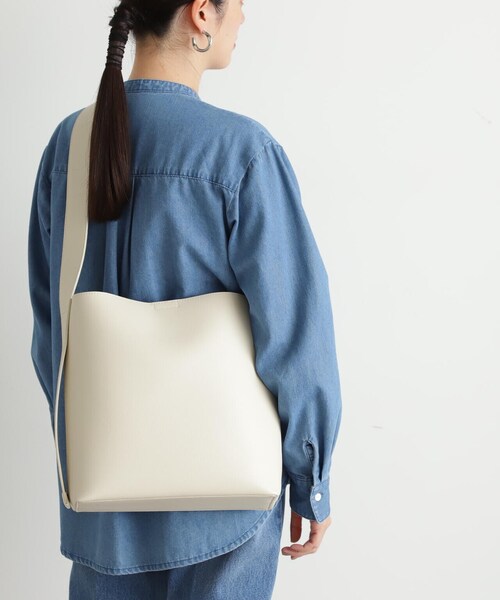 N.（N. Natural Beauty Basic）（エヌエヌナチュラルビューティーベーシック）の「ワンハンドルトートバッグ（ビジネスバッグ・レディース・ホワイト/ブラック・ﾌﾘ-）」の13枚目の写真