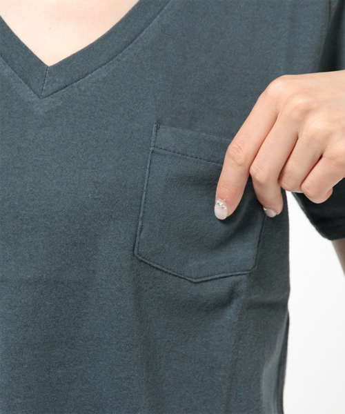 OUTLET(アウトレット)の「【WHO'S WHO gallery】Dmchemicalvneck(Tシャツ/カットソー・レディース・イエロー/ブルー/オレンジ/パープル/グリーン/チャコールグレー・FREE)」の9枚目の写真
