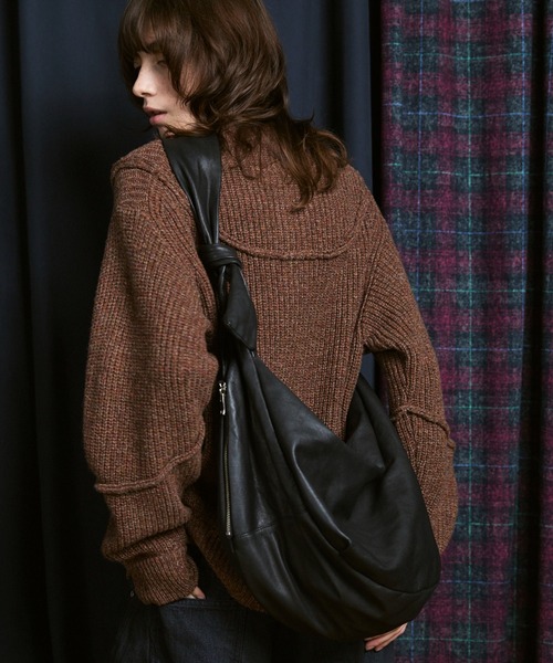 UNISEX》Leather Shoulder “BANANA” Bag/レザーショルダーバナナバッグ