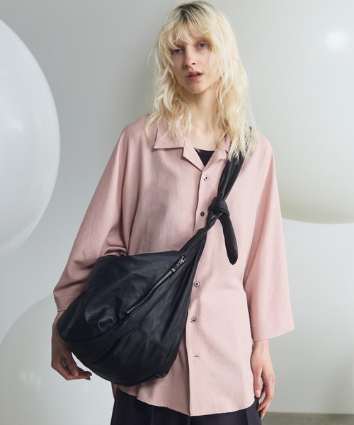 UNISEX》Leather Shoulder “BANANA” Bag/レザーショルダーバナナバッグ