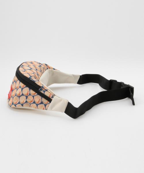 Manhattan Portage（マンハッタンポーテージ）の「●Manhattan Portage×BEAMS BOY / 別注“1100” LIBERTY 15FW（ボディバッグ/ウエストポーチ・レディース・ホワイト系その他/ブルー系その他・ONE SIZE）」の16枚目の写真