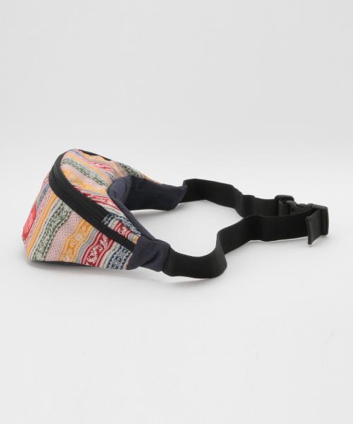 Manhattan Portage（マンハッタンポーテージ）の「●Manhattan Portage×BEAMS BOY / 別注“1100” LIBERTY 15FW（ボディバッグ/ウエストポーチ・レディース・ホワイト系その他/ブルー系その他・ONE SIZE）」の22枚目の写真