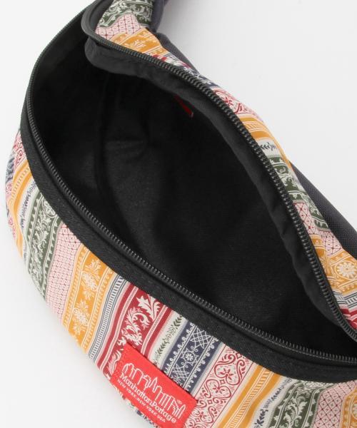 Manhattan Portage（マンハッタンポーテージ）の「●Manhattan Portage×BEAMS BOY / 別注“1100” LIBERTY 15FW（ボディバッグ/ウエストポーチ・レディース・ホワイト系その他/ブルー系その他・ONE SIZE）」の19枚目の写真