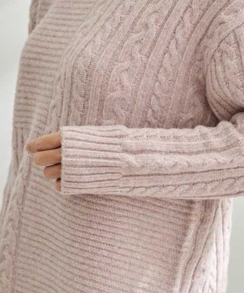 Arnold Palmer（アーノルドパーマー）の「パッチワーク ケーブルニット プルオーバー（ニット/セーター・レディース・ピンク/ライトベージュ/チャコールグレー・L/S/M）」の5枚目の写真