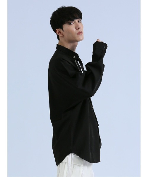 semantic design（セマンティックデザイン）の「【ストレッチ】セマンティックデザイン×PSYCHONATION タイ付きチェーン 長袖シャツ（シャツ/ブラウス・メンズ・ブラック/ホワイト/ホワイト×ブラック・MEDIUM/LARGE）」の16枚目の写真