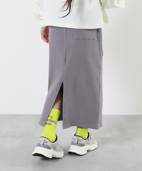 devirock（デビロック）の「リブスリットスカート（スカート・キッズ・ピンク系6/エメラルド/ブラック/グレー系1/パープル系5・130cm/140cm/100cm/160cm/110cm/150cm/120cm）」の4枚目の写真