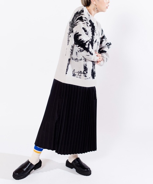 OSMOSIS（オズモーシス）の「プリーツ切替ニットワンピース（ワンピース・レディース・ライトグレー/ダークグレー/ブラック・ONE SIZE）」の7枚目の写真