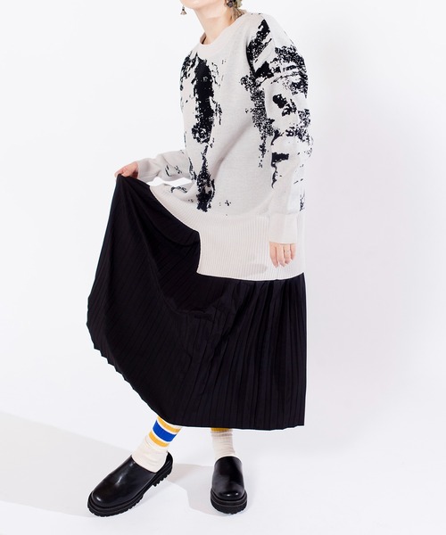 OSMOSIS（オズモーシス）の「プリーツ切替ニットワンピース（ワンピース・レディース・ライトグレー/ダークグレー/ブラック・ONE SIZE）」の8枚目の写真