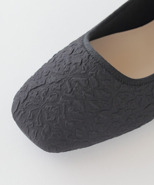 Honeys（ハニーズ）の「ベルト付フラットシューズ（パンプス・レディース・ブラック系その他/ブラック/シルバー・23.0/24.0/22.5/23.5/24.5/25.0）」の10枚目の写真