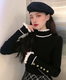 袖口ボタン フリルネックトップス