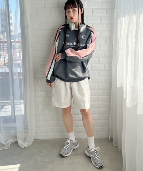 √nuage(ルートニュアージュ)の「ハート刺繍スウェットショートパンツ(スウェットパンツ・レディース・グレー/ブラック/ライトブルー・FREE)」の6枚目の写真