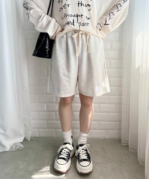 √nuage(ルートニュアージュ)の「ハート刺繍スウェットショートパンツ(スウェットパンツ・レディース・グレー/ブラック/ライトブルー・FREE)」の18枚目の写真