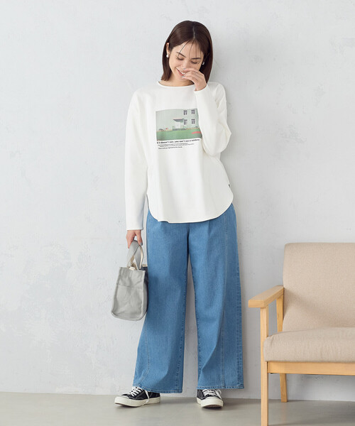 COMME CA ISM(コムサイズム)の「フォトプリント 長袖 カットソー(Tシャツ/カットソー・レディース・ベージュ/ホワイト・M/L)」の17枚目の写真