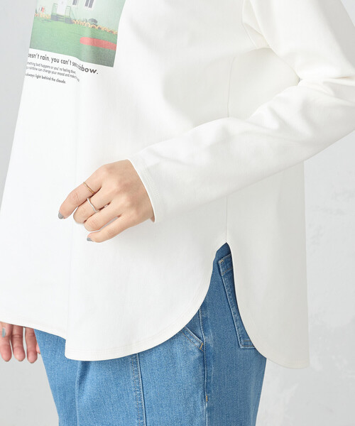 COMME CA ISM(コムサイズム)の「フォトプリント 長袖 カットソー(Tシャツ/カットソー・レディース・ベージュ/ホワイト・M/L)」の13枚目の写真