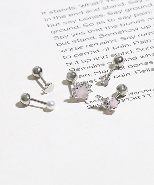 Peony（ピオニー）の「【Peony/ピオニー】/サージカルステンレス 316L ビジューピアスセット（ピアス（片耳用）・レディース・ゴールド系3/ゴールド系4/ゴールド系2/ゴールド系1/ゴールド系その他5/ゴールド系その他6/ゴールド系その他4/ゴールド系その他3/ゴールド系その他2/シルバー系その他4/シルバー系その他6/ゴールド系その他/シルバー系その他/シルバー系その他2/シルバー系その他3/シルバー系その他5/ゴールド系その他7/ゴールド系5/ゴールド系6/ゴールド系7/シルバー系その他7・FREE）」の3枚目の写真