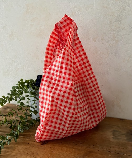 DouDou(ドゥドゥ)の「【BAGGU/バグゥ】24 BABY BAGGU(エコバッグ/サブバッグ・レディース・ブラック/グリーン/レッド/ネイビー・FREE)」の19枚目の写真