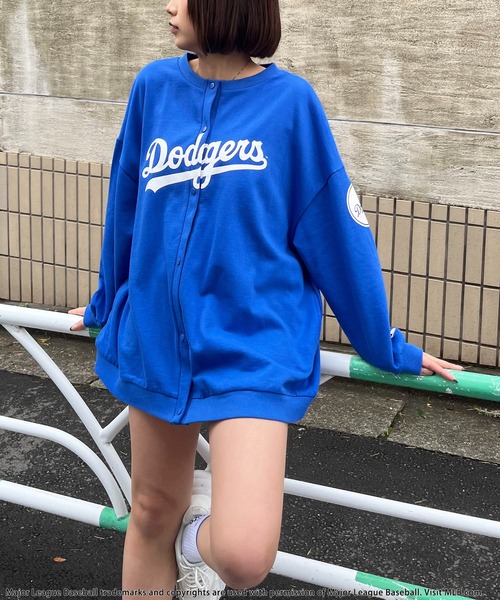 BACK TO THE FIELD（バック トゥー ザ フィールド）の「【MLB】ラインロゴ3ピースセットアップ（ワンピース・レディース・ブルー/ブラック/ホワイト・FREE）」の8枚目の写真