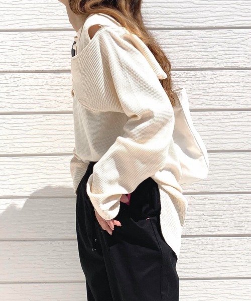 Q(キュー)の「マルチwayワッフルロンT(Tシャツ/カットソー・レディース・チャコールグレー/アイボリー・MEDIUM)」の15枚目の写真