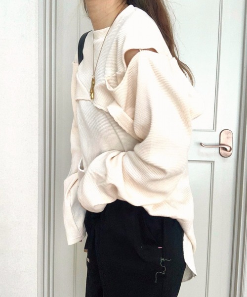 Q(キュー)の「マルチwayワッフルロンT(Tシャツ/カットソー・レディース・チャコールグレー/アイボリー・MEDIUM)」の5枚目の写真