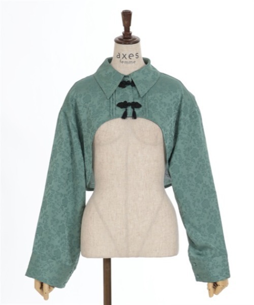 axes femme（アクシーズファム）の「チャイナ釦付ボレロ風